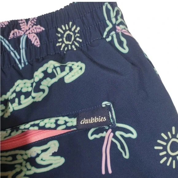 Chubbies Men’s Swim Trunks, Size Medium “Neon Glades Alligator” Style - Picture 4 of 5